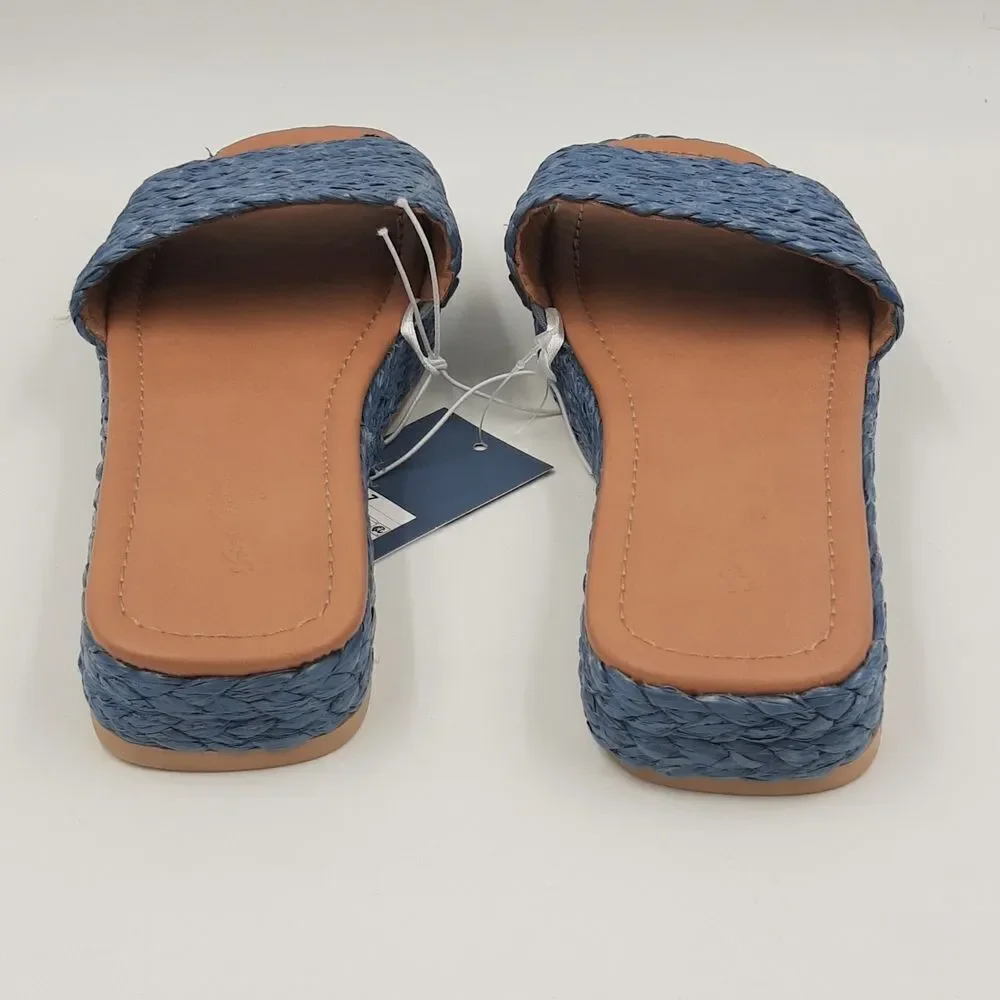 Universal Thread Woven Slip On Blue Sandals Size 7